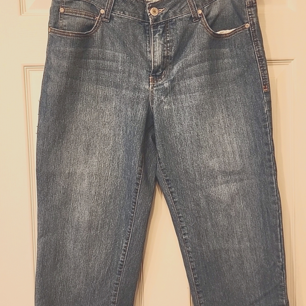 Soft jeans capris